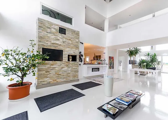 Designhotel Youngstar 3*